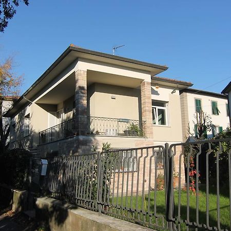 Villa Robin'S Nest Lucca Exterior foto